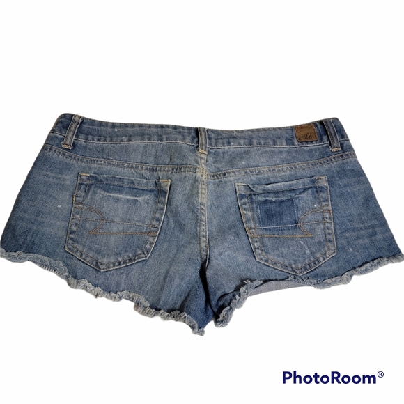 American Eagle Shorts - Picture 2 of 5